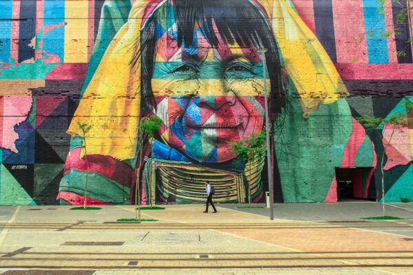 qual a diferença entre cultura material e imaterial