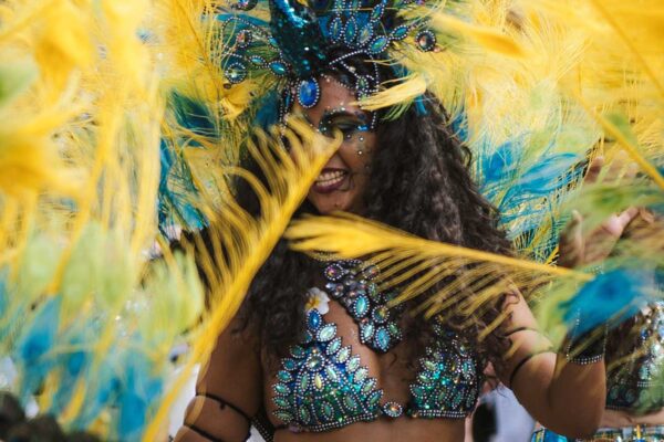 qual a diferença entre pagode e samba